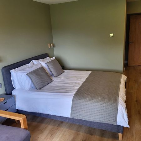Open Acres Accommodation And Airport Parking Backwell Buitenkant foto