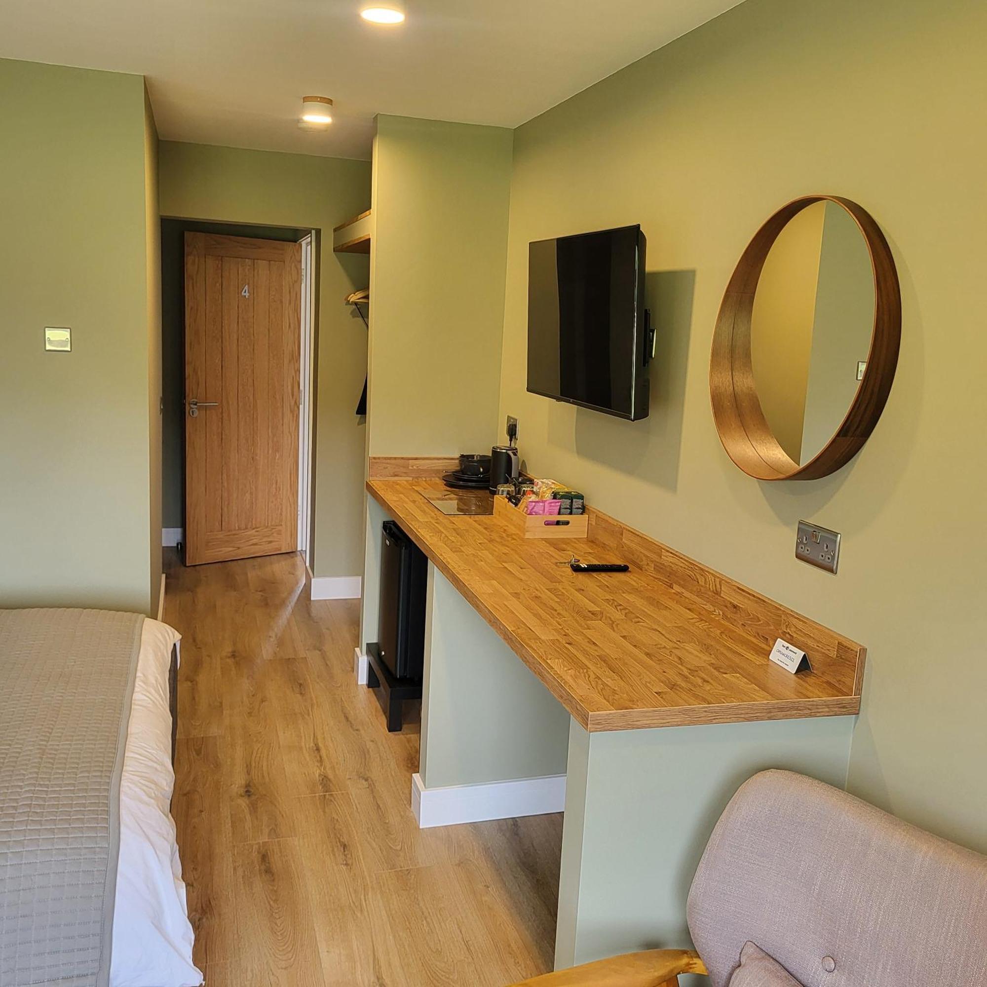 Open Acres Accommodation And Airport Parking Backwell Buitenkant foto